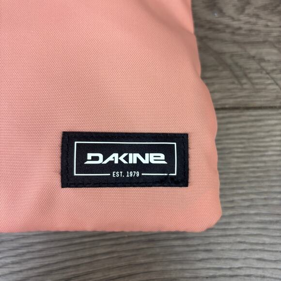 Dakine Jive Crossbody Bag Shoulder Purse Handbag Muted Clay Peach - Adjustable S - Picture 8 of 16
